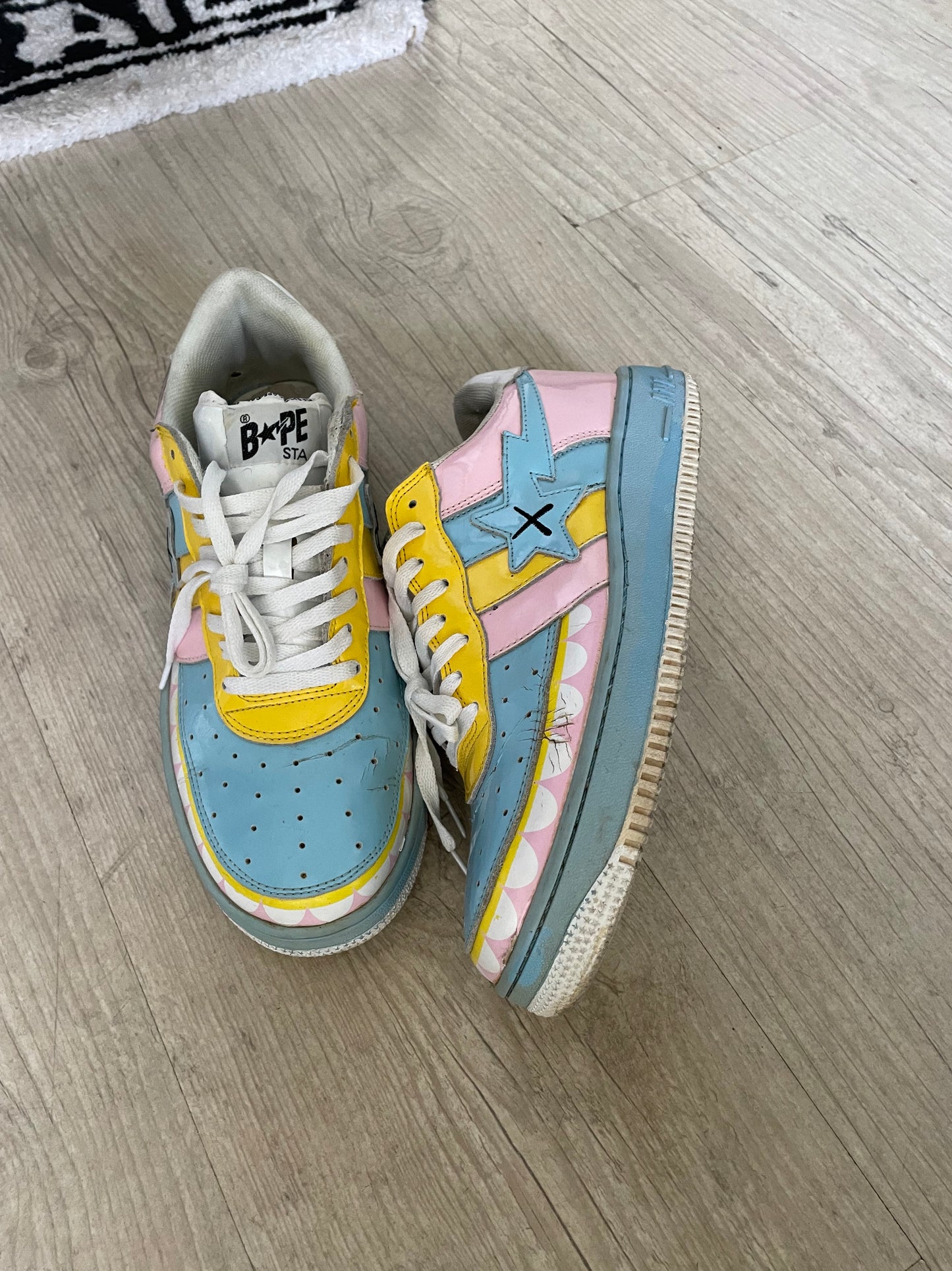 Bape x Kaws Bapesta
