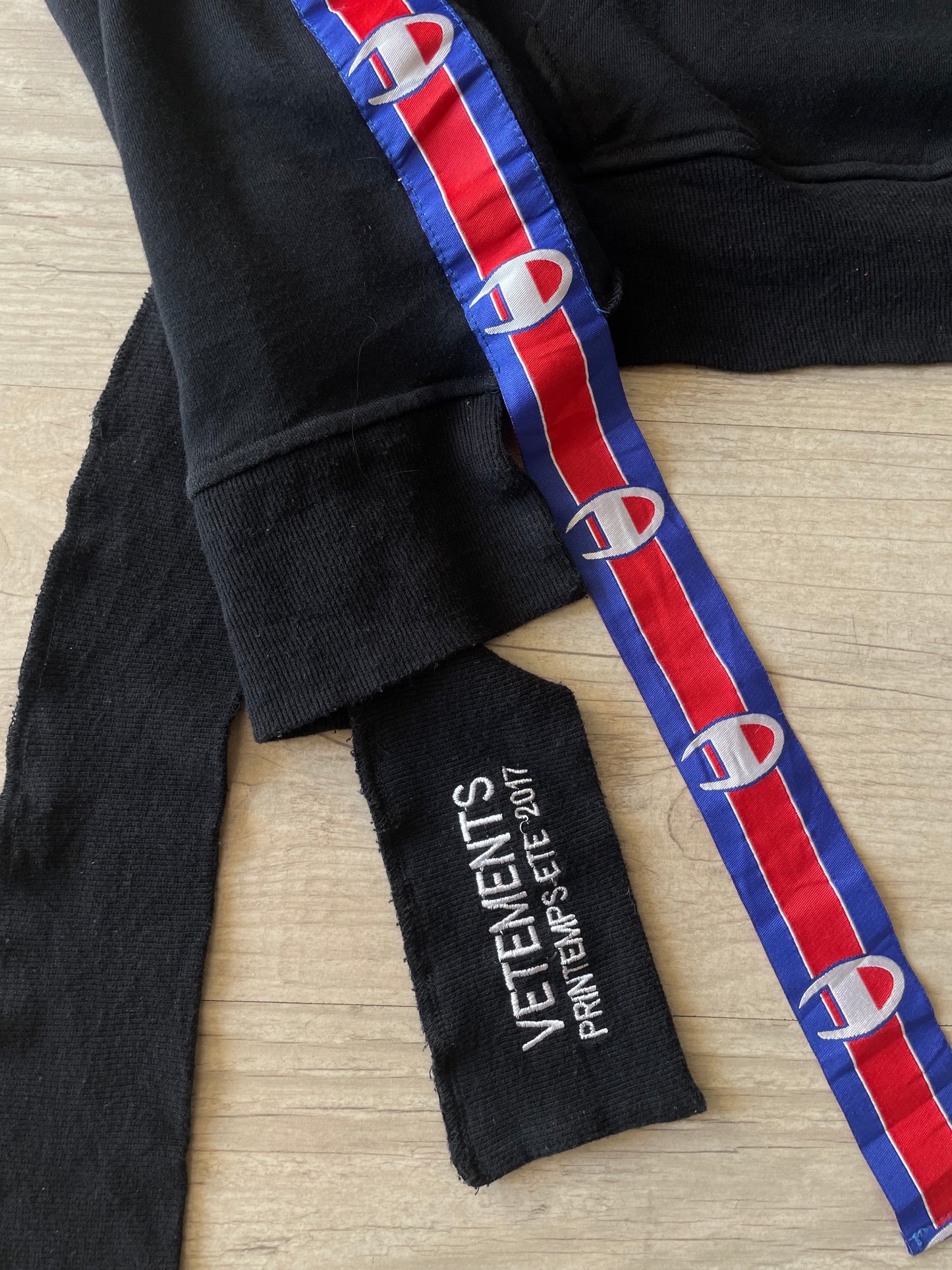 Vetements x Champion FW17 Hoodie