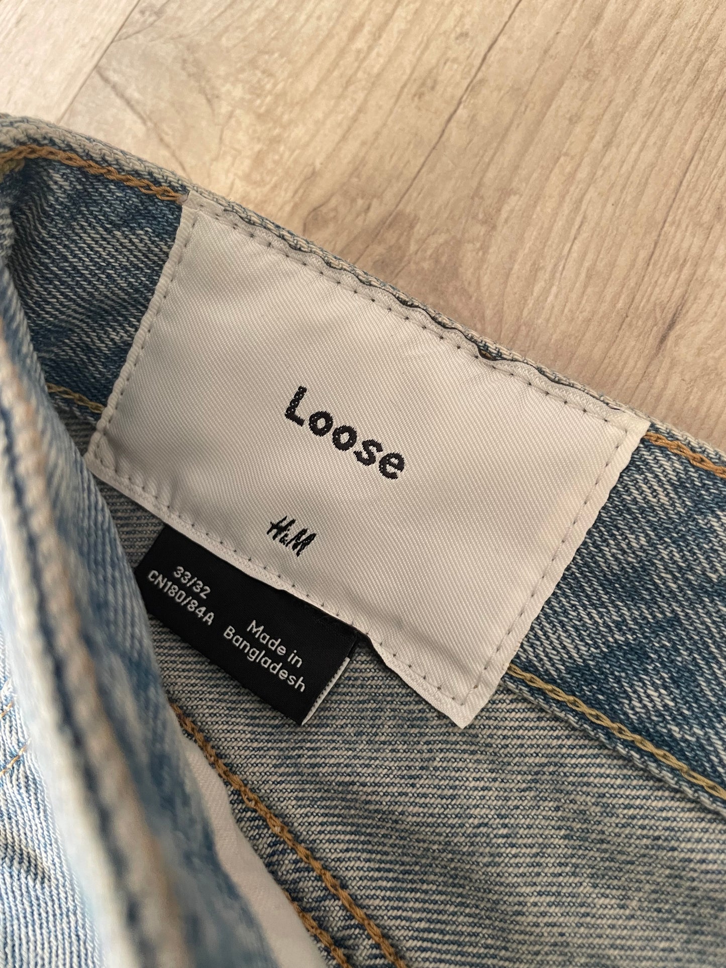 H&M Loose Fit Blue Jeans