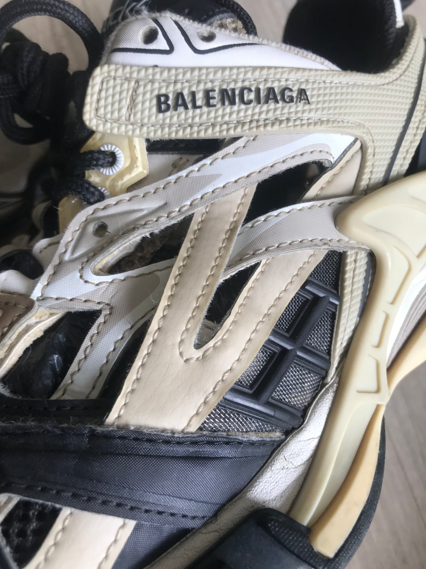 Balenciaga Track 2 Black/Cream