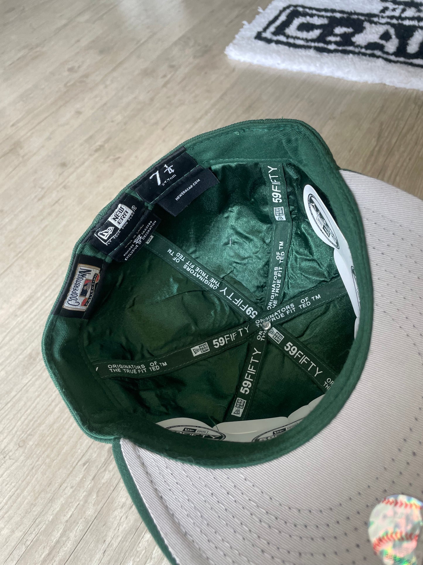 Oakland Atheltics Felt Fitted Cap