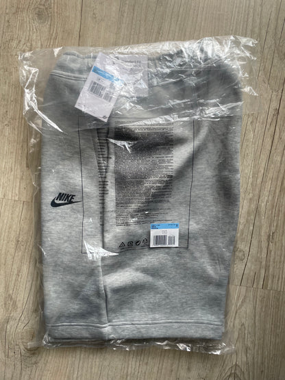 Nike Tech Fleece Shorts Grey