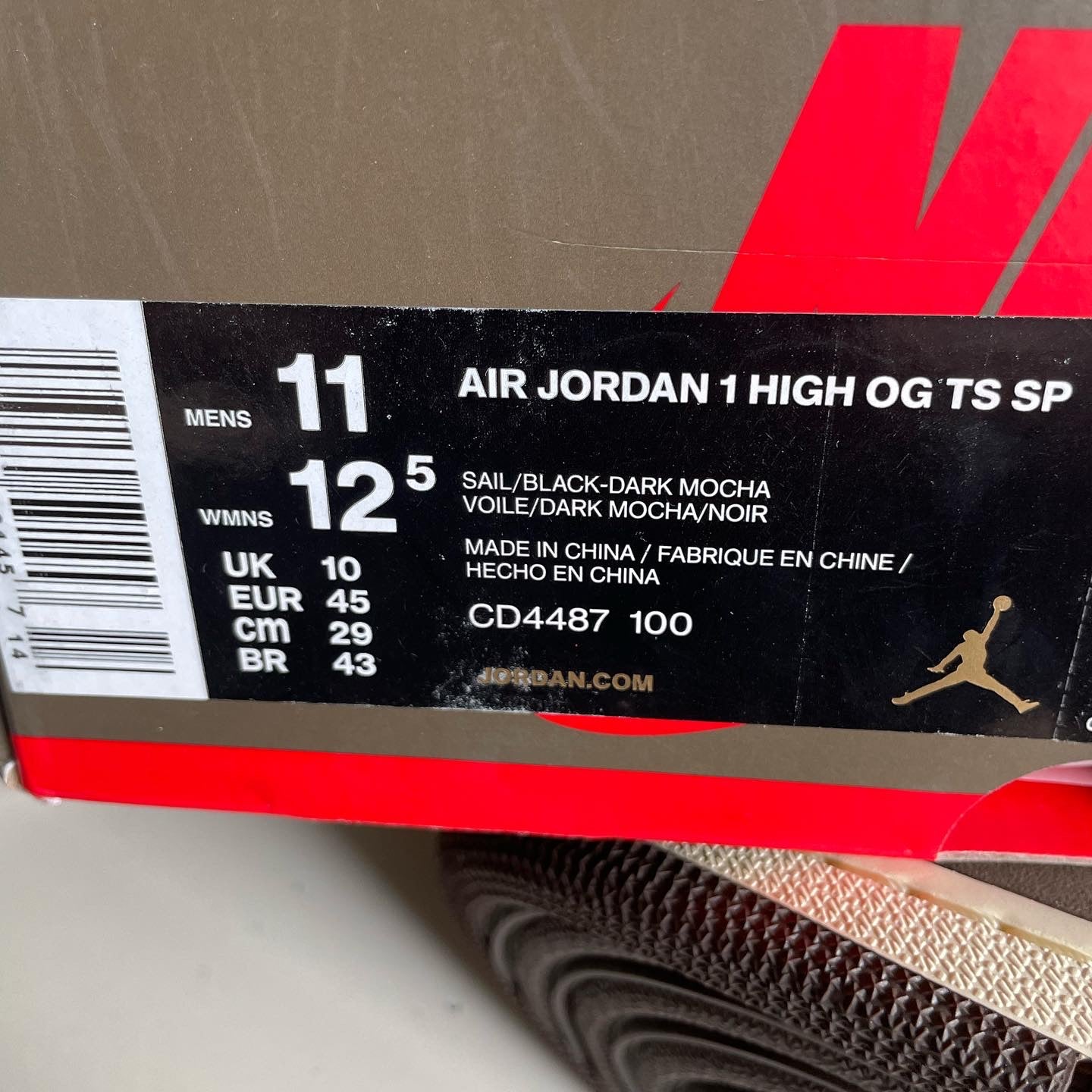 Nike Air Jordan 1 x Travis Scott Mocha