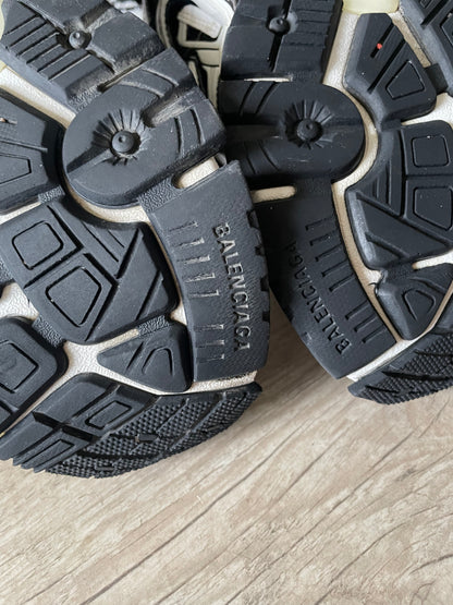 Balenciaga Runner Black/White